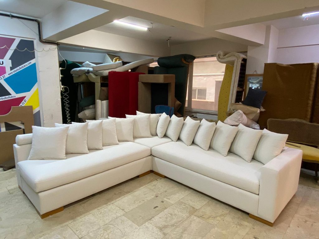 Yunus Emre Koltuk Döşeme